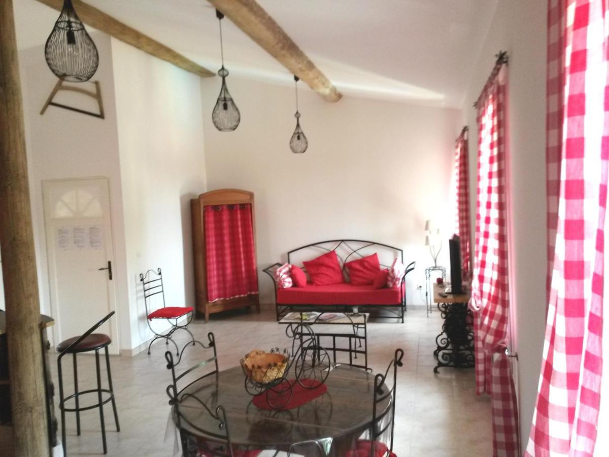 Gites "Tout Au Sud De La France" Pomerols Bagian luar foto